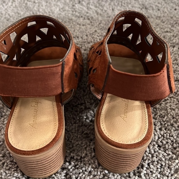 American Eagle Open Toe Laser Cut Out Boho Heels Women’s Size 7.5 - Picture 8 of 10